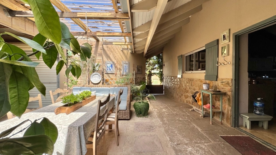 5 Bedroom Property for Sale in Caledon Western Cape